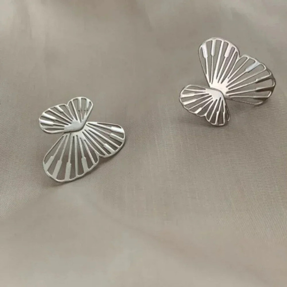 925 Sterling Silver Butterfly Wings Jacket Stud Earrings (Silver or Gold) - Picture 6 of 11